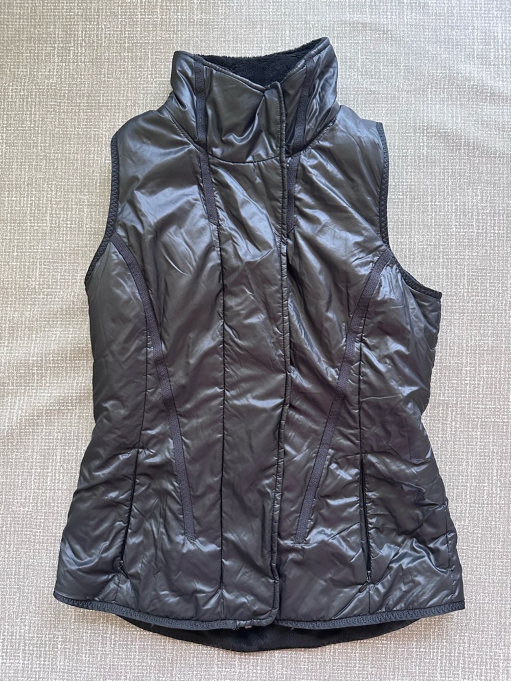 Lululemon Women’s Size 6 Black Quilted Puffer Vest Lined Zip Pockets